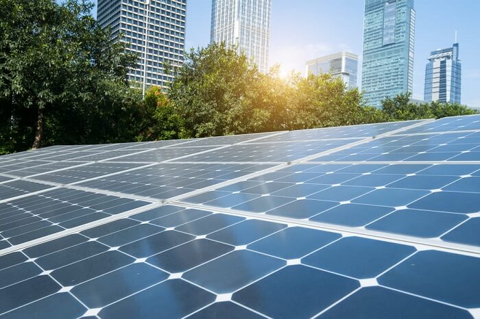 Crédito de energia solar pode garantir muitos benefícios para os usuários, principalmente em sua economia na conta de luz