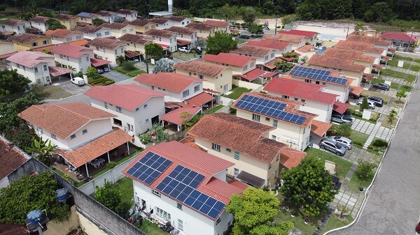 a energia solar fotovoltaica funciona a partir da captação da luz do sol