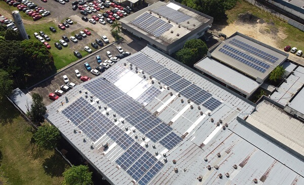 ainda vale muito a pena instalar painel solar