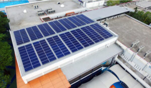 Implementação de Energia Solar em Grandes Empresas: Um Guia Inicial